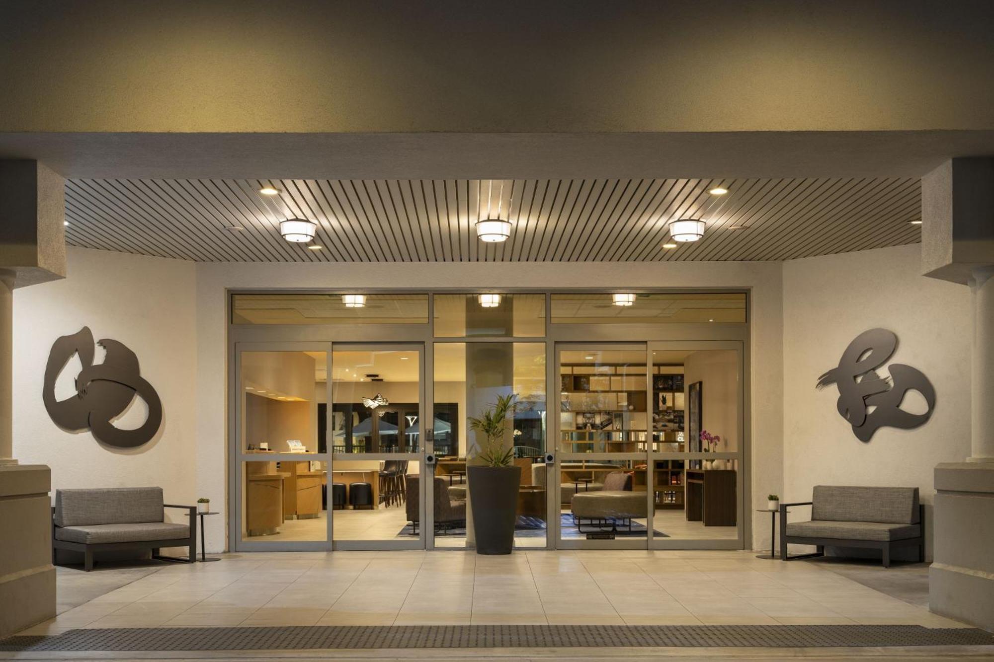 Costa Mesa Marriott Hotel Екстериор снимка