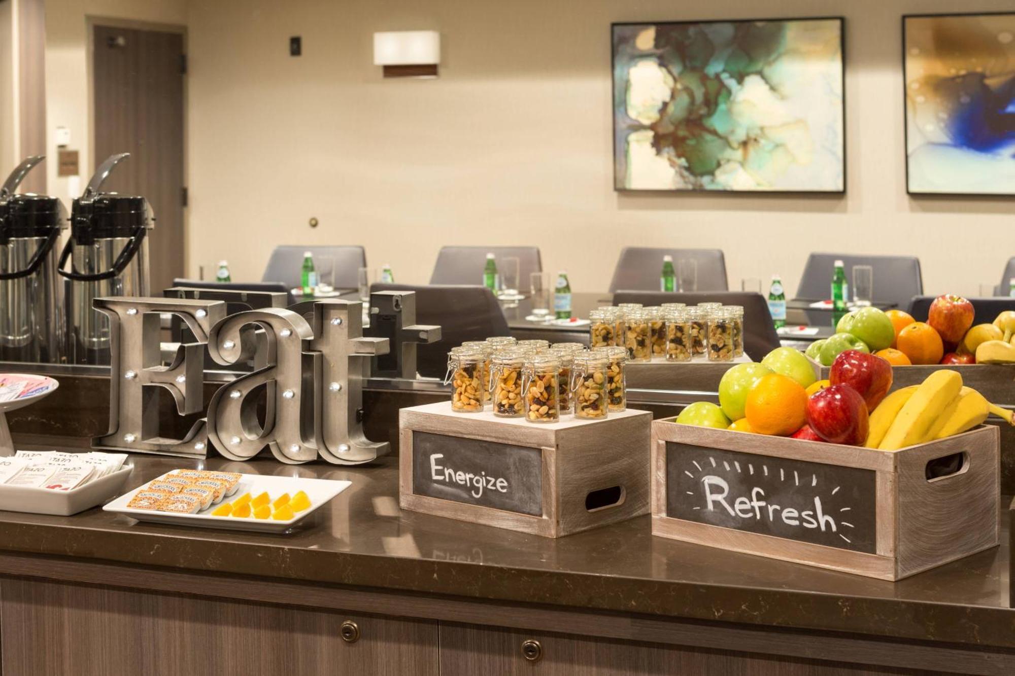 Costa Mesa Marriott Hotel Екстериор снимка