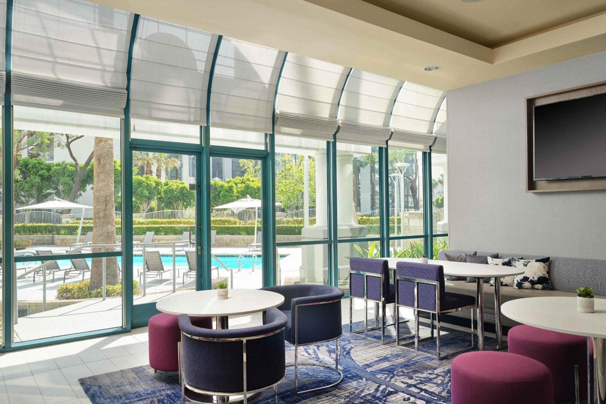 Costa Mesa Marriott Hotel Екстериор снимка